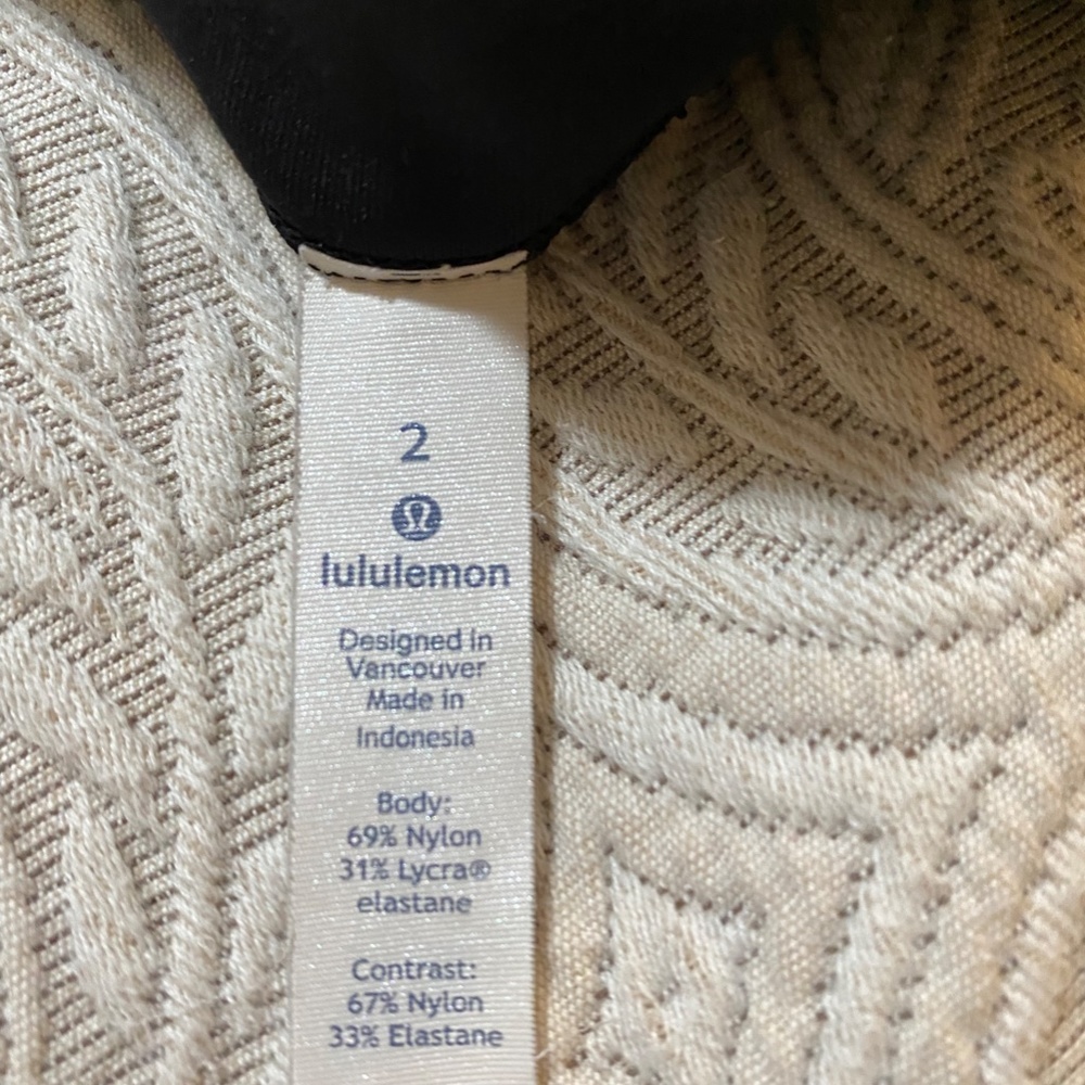 Lululemon Leggings - Picture 3 of 4